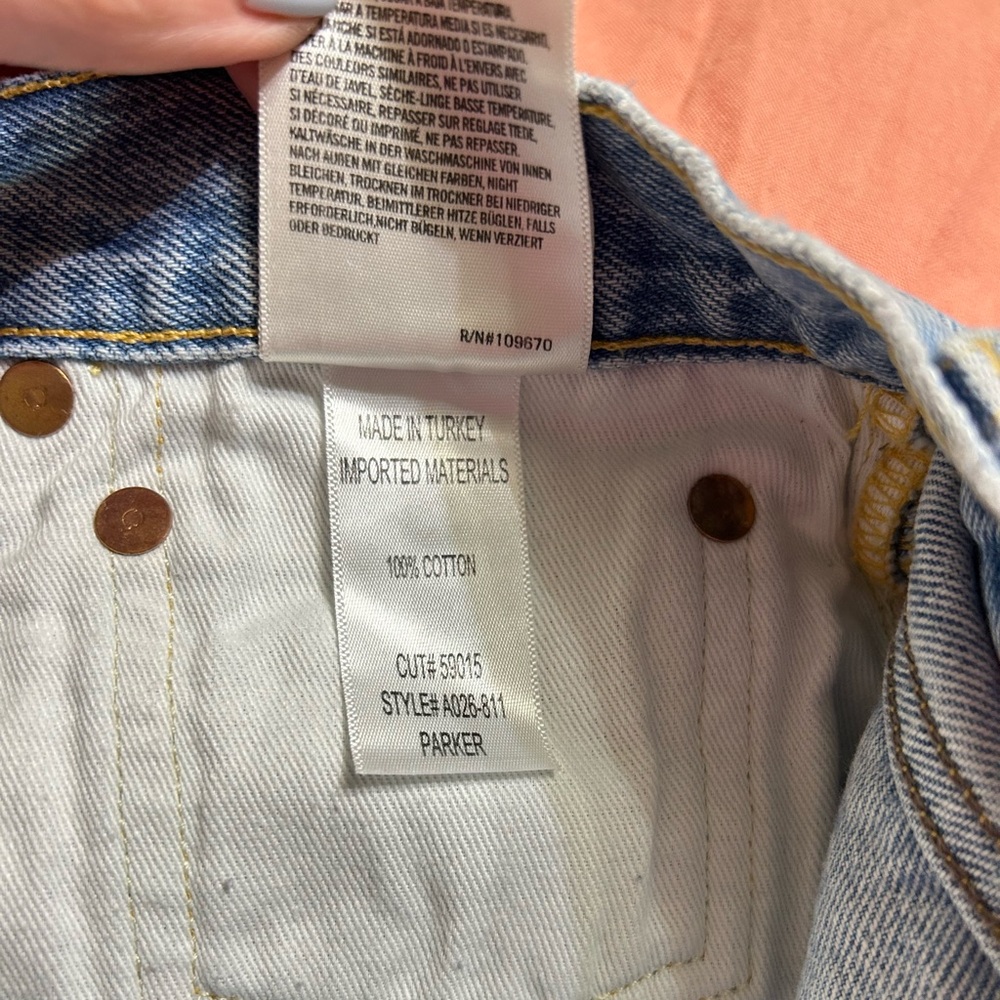 AGOLDE Parker Distressed High Rise Shorts 27 - Picture 3 of 5